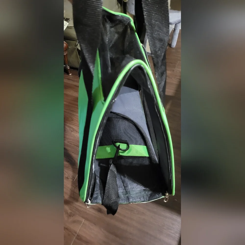 Green & Black Cat Carrier Airline Approved Pet Carrier,Soft-Sided Pet Travel Car
